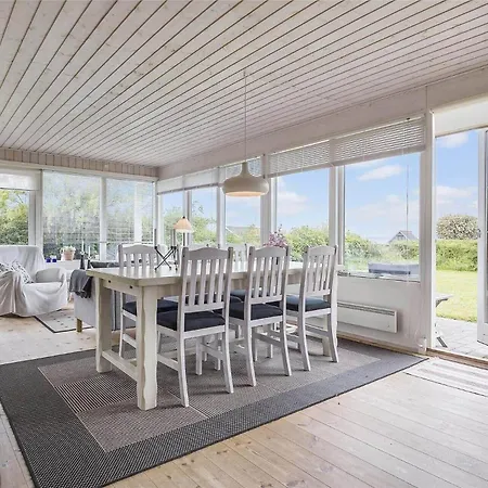 Prázdninový dům 8432-knebel-spiraeavej-5 *